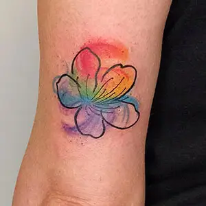 Tatuador en Madrid José Prieto Tattoo Acuarela Color Flor Brazo